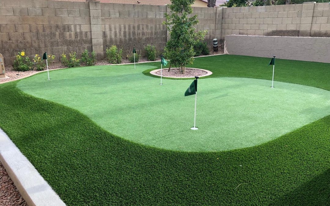 Amazing Backyard Putting Greens with Artificial Grass