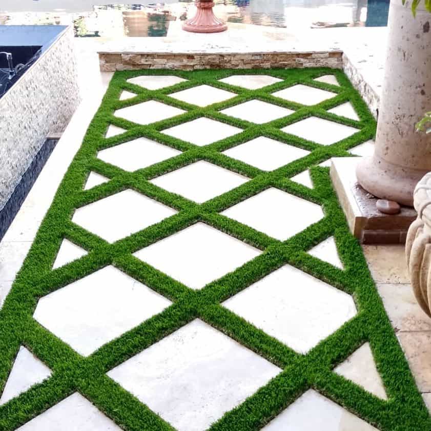 Arizona-Pavers-Recessed-Marble-Artificial-Grass
