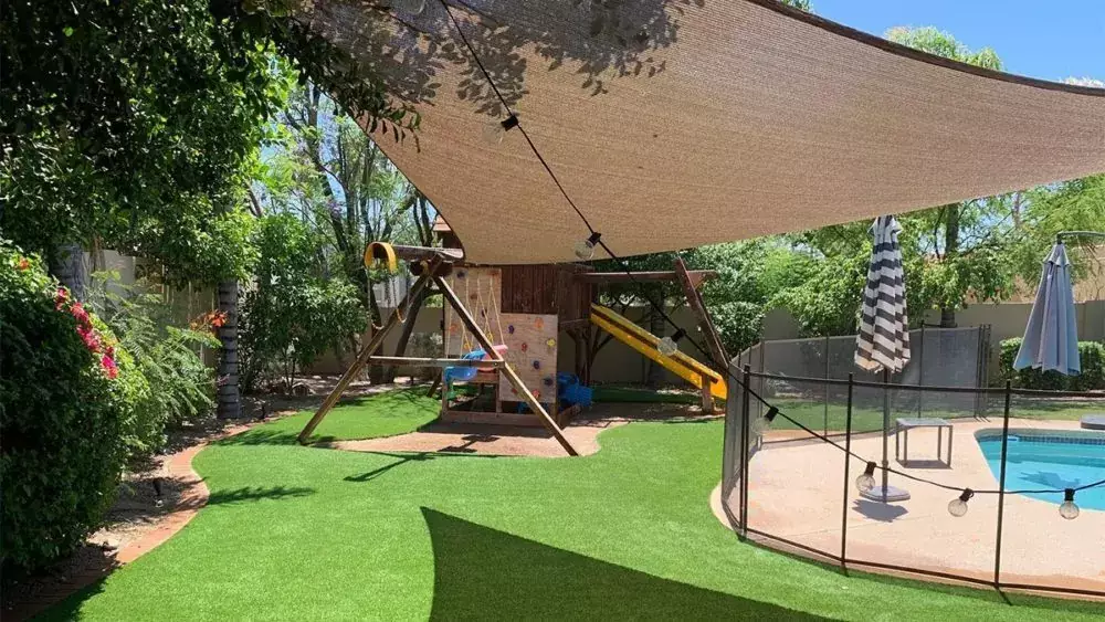 Backyard Artificial Grass in Phoenix, AZ